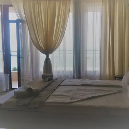 Albatros Private פרימורסקו